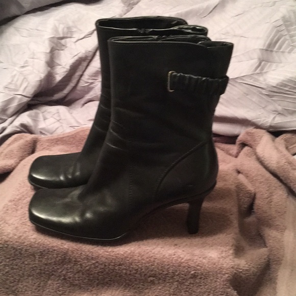 Leather, ankle boots. - Picture 2 of 5